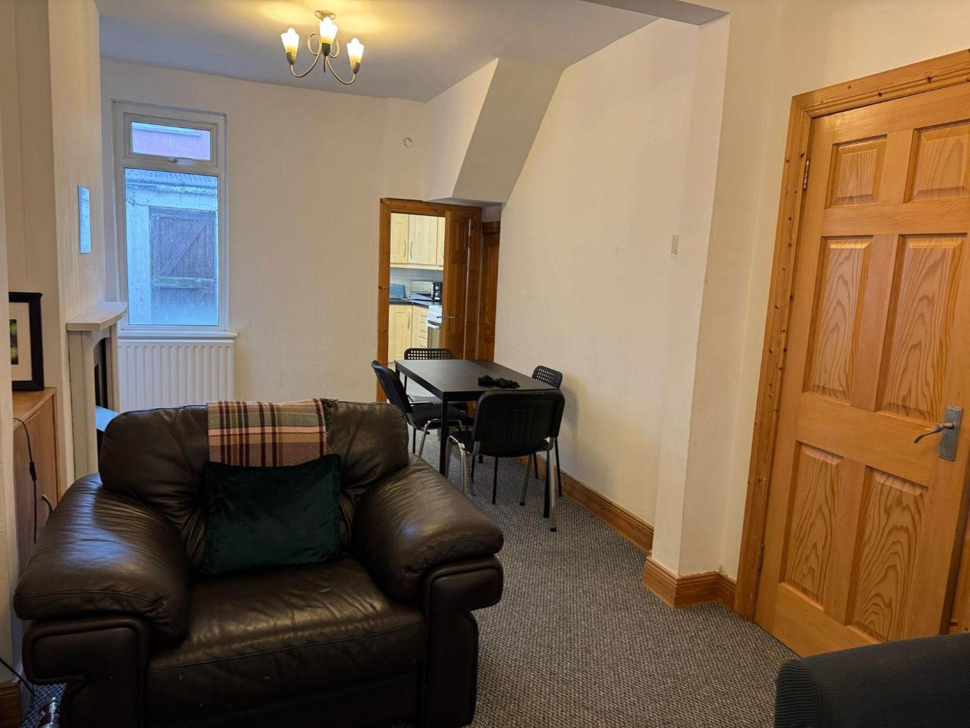 Lovely 2 Bedroom House Close To City Centre Belfast Exterior foto
